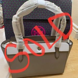 EMERSON SMALL TOP-ZIP TOTE